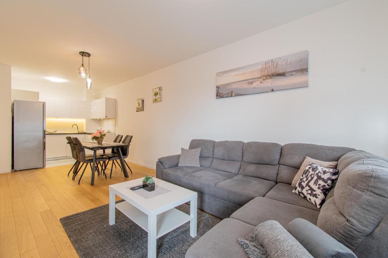 Flexible Selfcheckins 42 - Zagreb - Luxury - Garage Parking - Loggia - Brand New Apartment Exterior photo